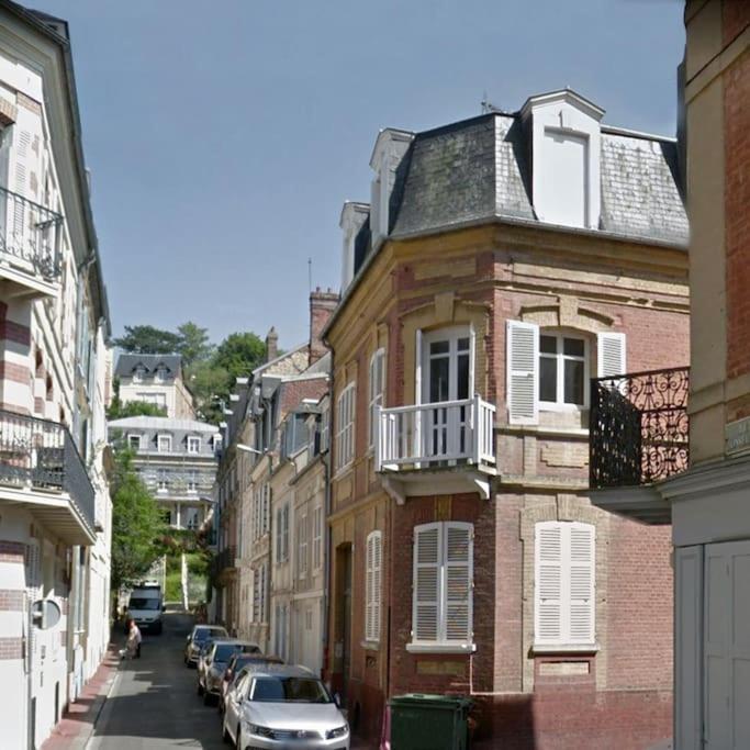 Au Coeur De Trouville. Appartement De 3 Pieces. מראה חיצוני תמונה